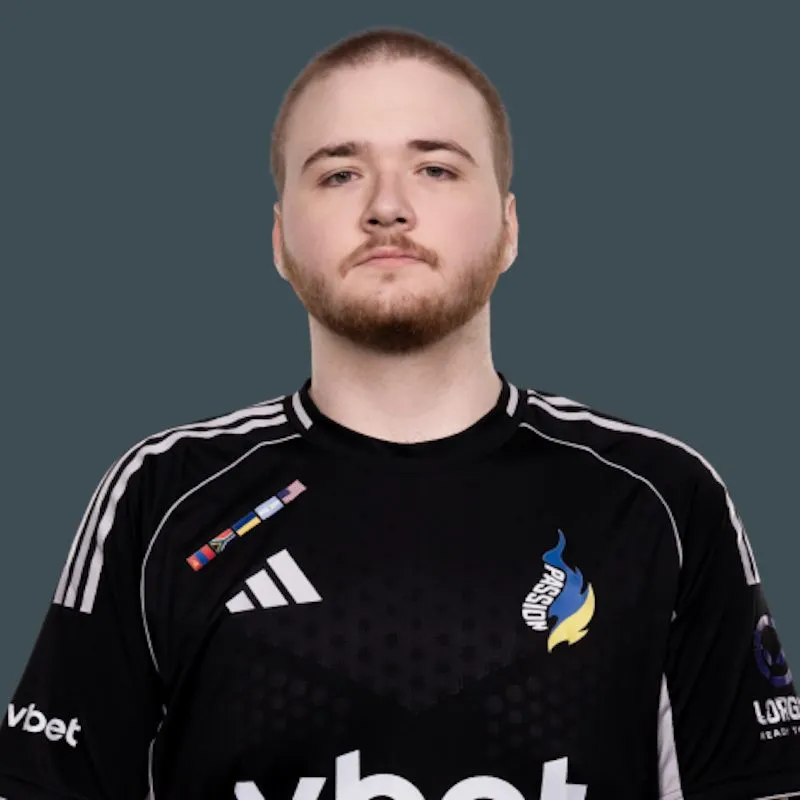 Player photo of nic-x
