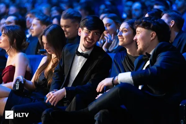 Vitality Advances to BLAST Bounty Finals with 2-0 Win Over EYEBALLERS