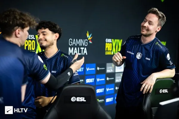 cadiaN will face two of his former teammates for the first time since departing HEROIC