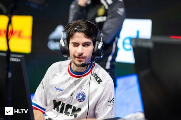 flameZ was the highest-rated player in the series with a 1.35