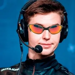 Player photo of Ph1NNN