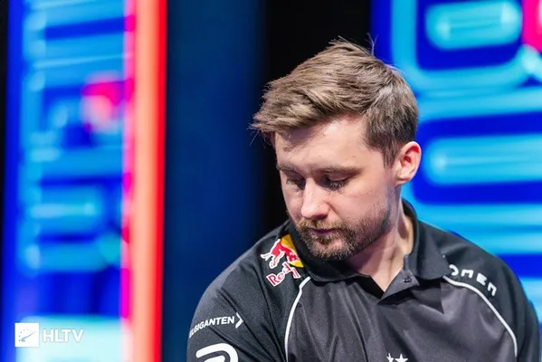 Astralis Reflects on Role Changes and Challenges After Recent Losses
