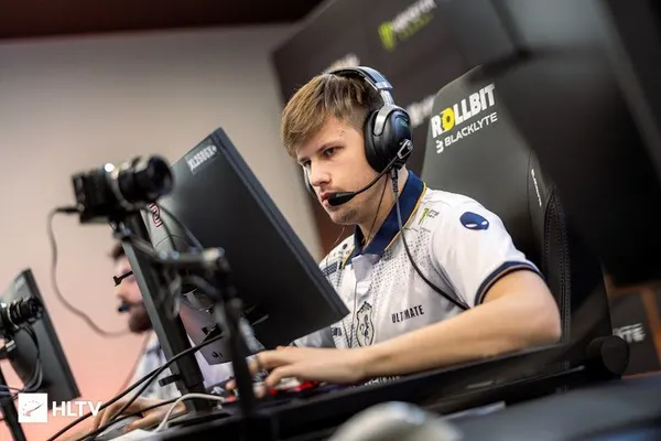 Liquid Eyes Comeback After Tough Start at Budapest Major