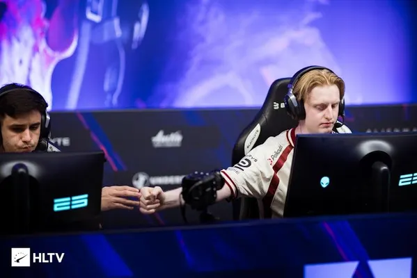 HEROIC Advances Over TYLOO 2-1 at BLAST.tv Austin Major