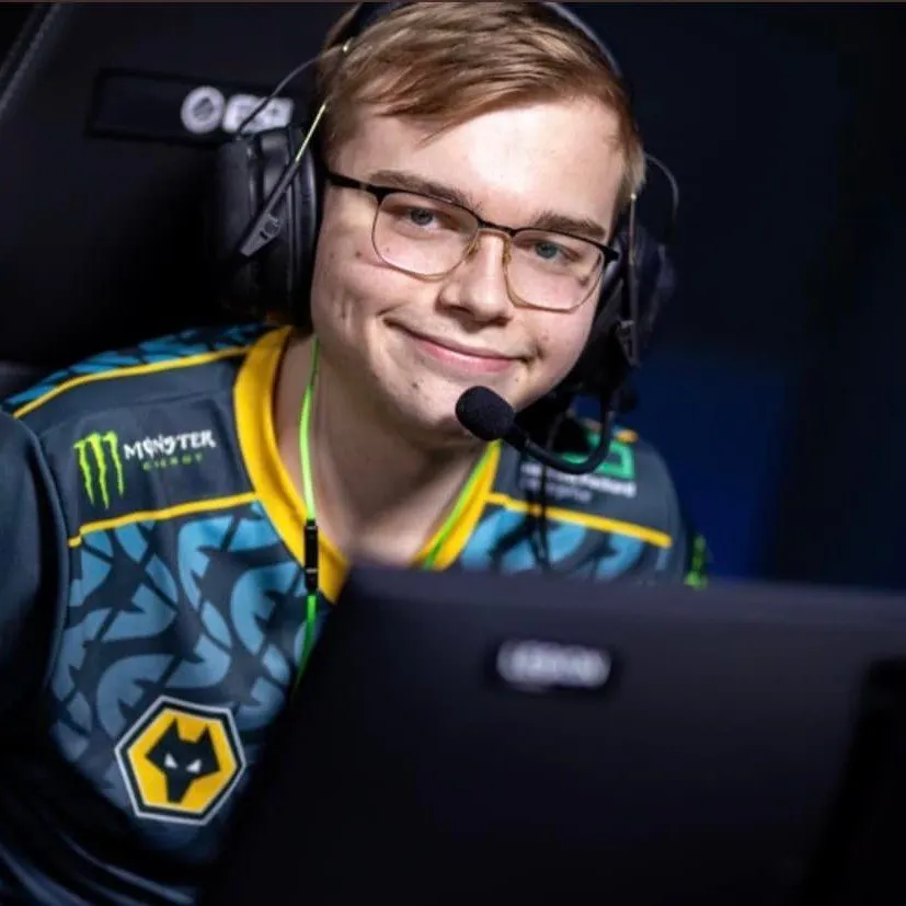Player photo of floppy
